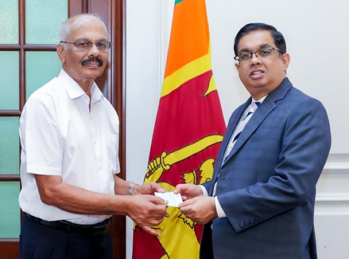 ‘Rebuilding Sri Lanka’ අරමුදලට  මූල්‍යමය පරිත්‍යාගයක්